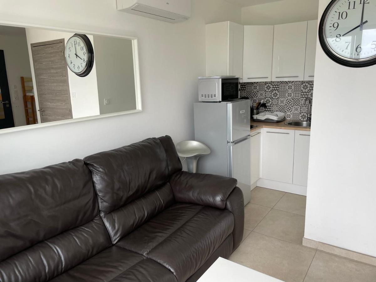 Appartement Avec Spa-Avril A Sept-Camargue 4 Personnes แซงต์-โลรองต์-เดกูซ ภายนอก รูปภาพ