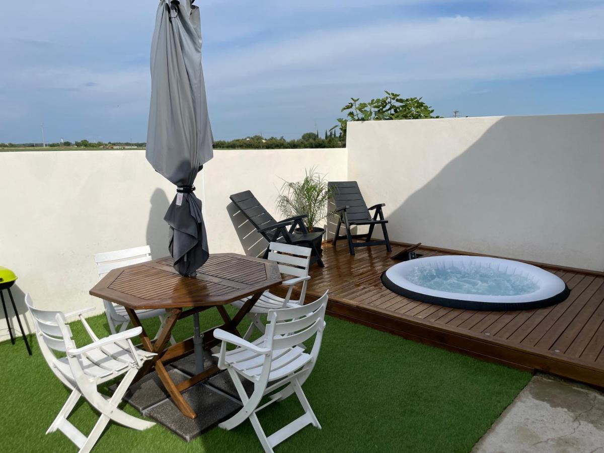 Appartement Avec Spa-Avril A Sept-Camargue 4 Personnes แซงต์-โลรองต์-เดกูซ ภายนอก รูปภาพ