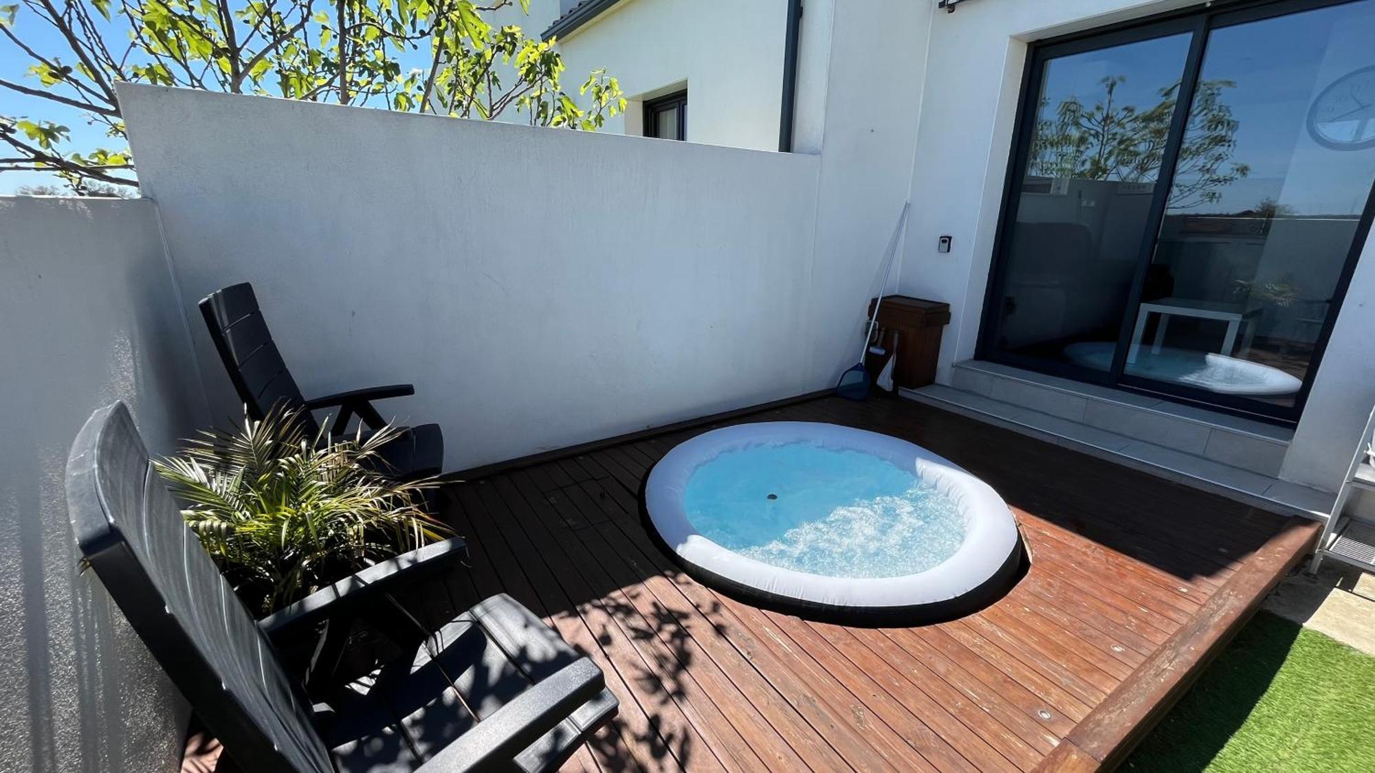 Appartement Avec Spa-Avril A Sept-Camargue 4 Personnes แซงต์-โลรองต์-เดกูซ ภายนอก รูปภาพ